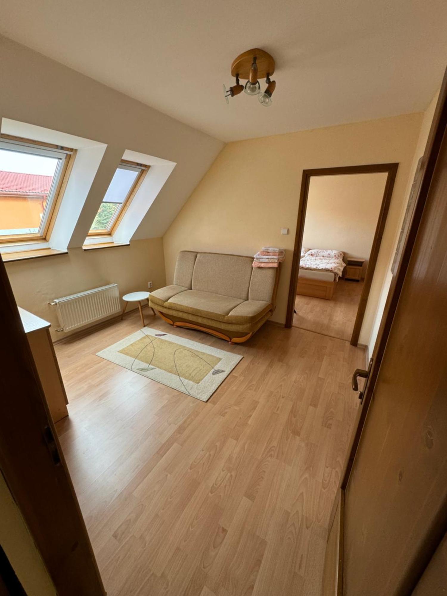 Lutra Montana Apartment Relov Luaran gambar