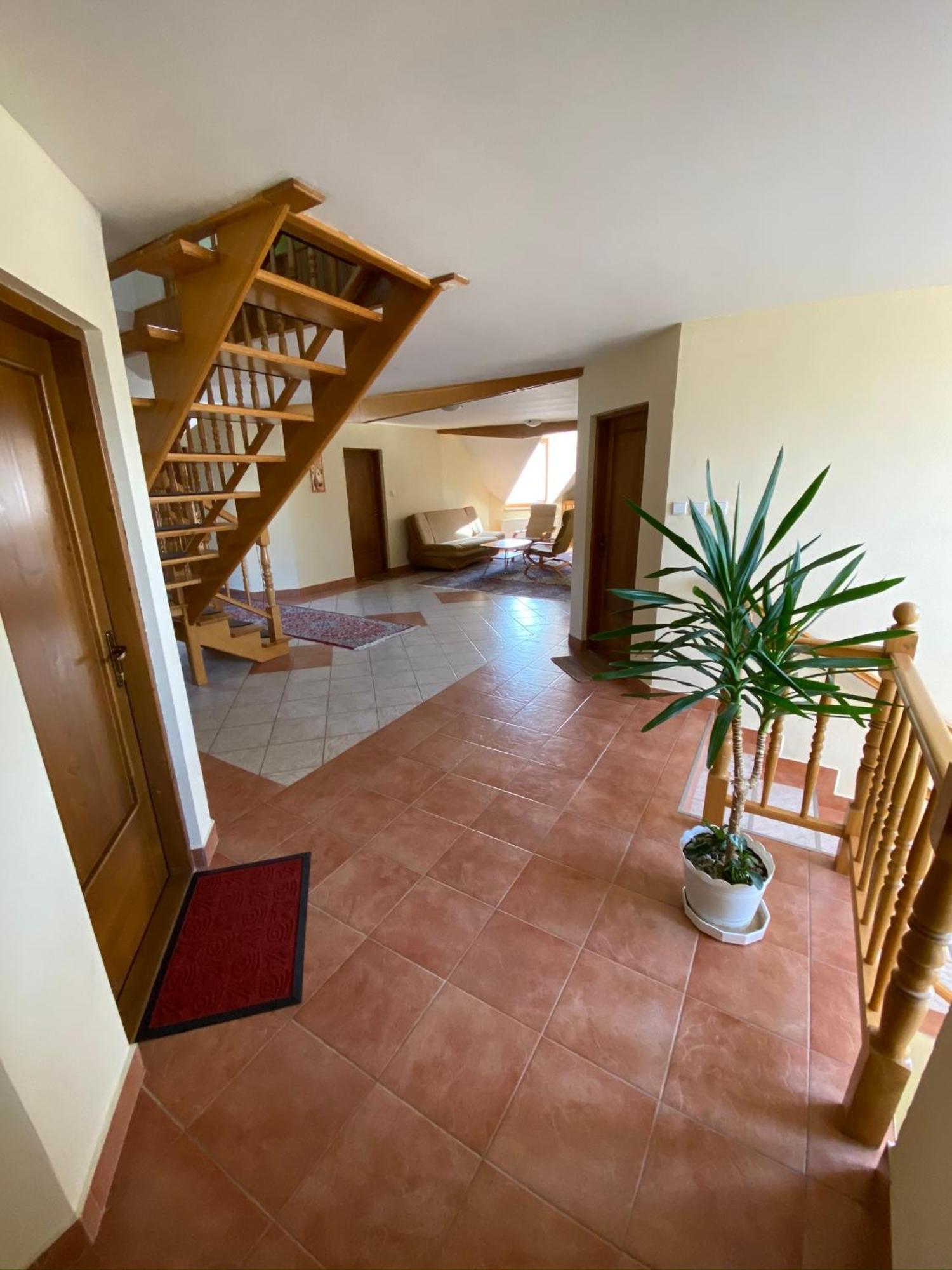 Lutra Montana Apartment Relov Luaran gambar